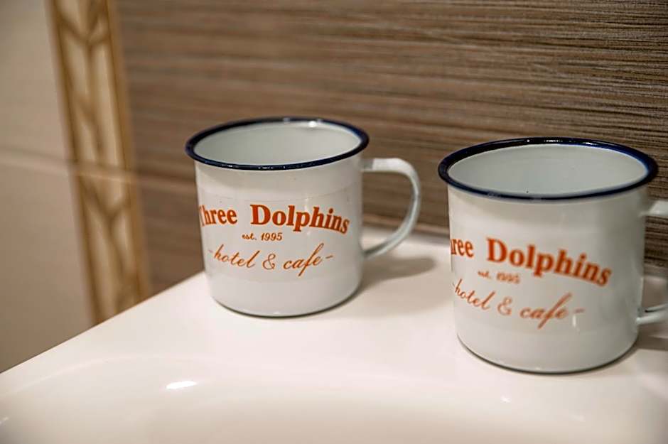 Three Dolphins Hotel with a Rooftop terracе