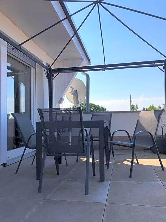 Schicke Apartments in Messenähe