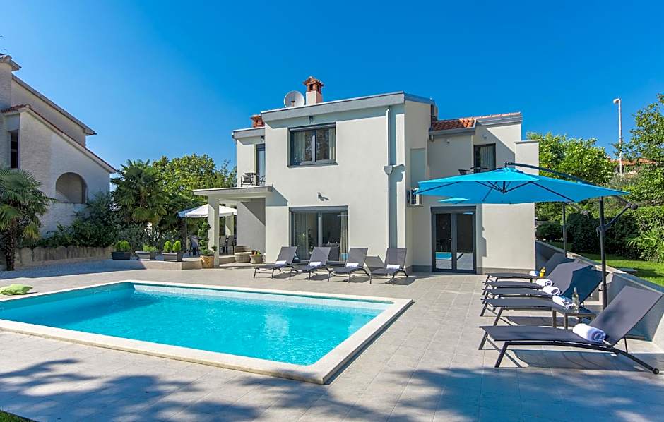 Photo 1 of 50 of Villa 1863