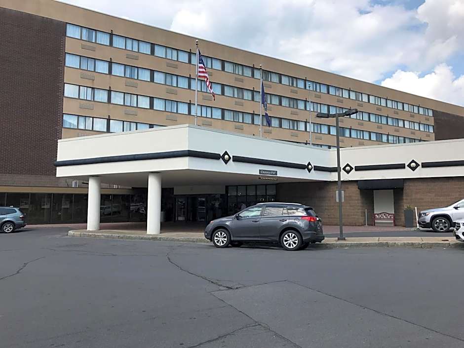 Delta Hotels by Marriott Utica
