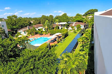 Fiesta Royale Hotel