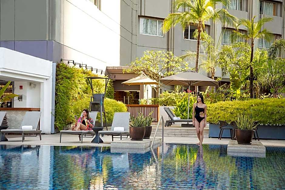 Makati Shangri-La, Manila