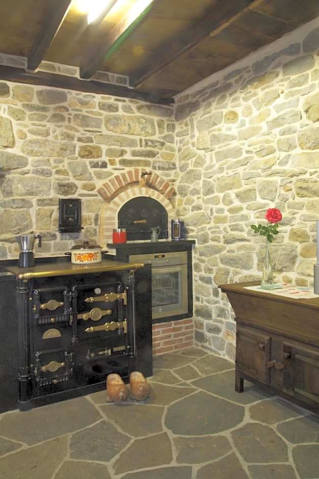 Casona de El Castañíu