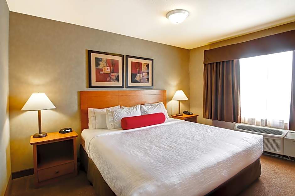 Ramada by Wyndham Ponoka