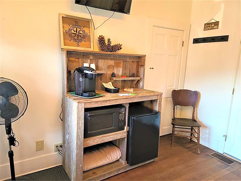 Mrs. Anderson's Lodging