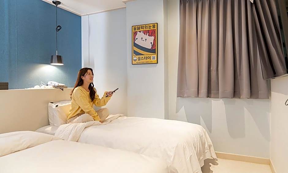 Uiwang Hotel Nine