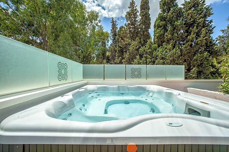 NOHA Lifestyle Hotel - Adults Only