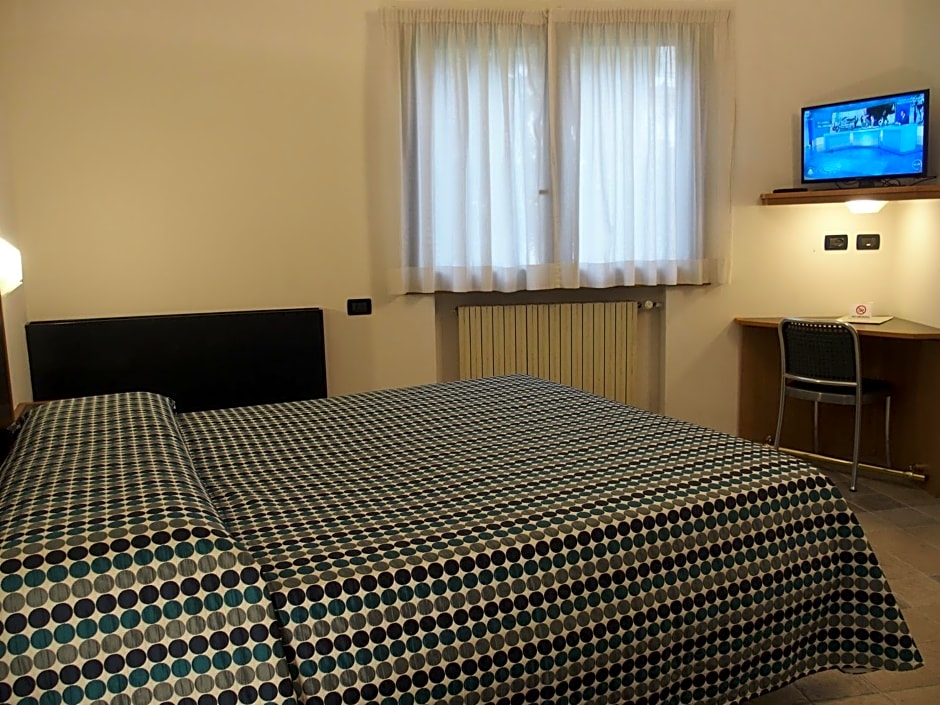 Hotel Eden