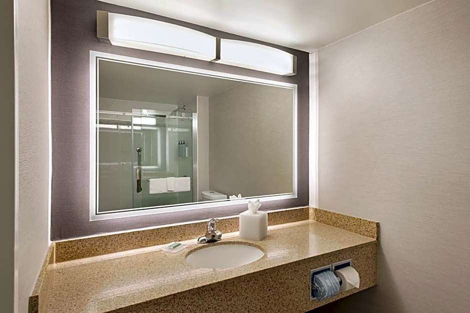 Courtyard by Marriott Los Angeles Baldwin Park