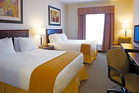 Standard Queen Room with Two Queen Beds