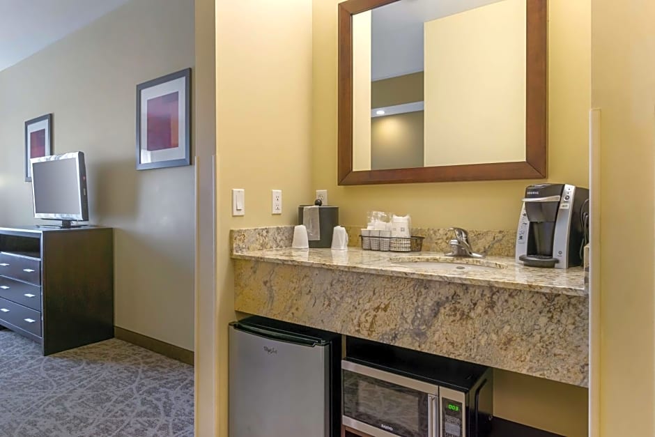 Best Western Plus Lacey Inn & Suites