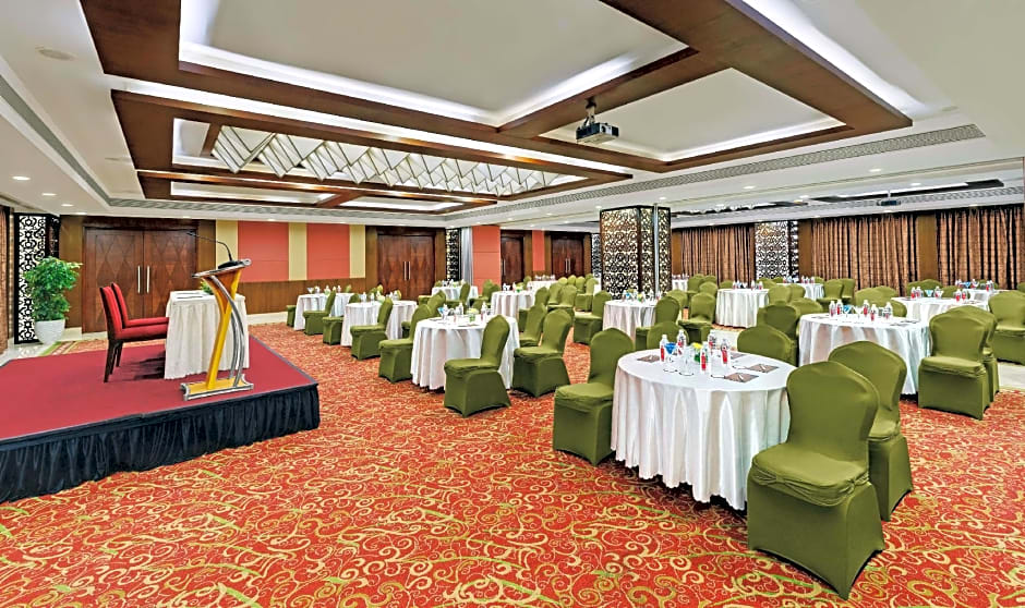 Express Inn The Business Luxury Hotel