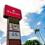 Heated Pool, Huge TV, Waterfront Tiki Bar & Grill, Close to Beaches
