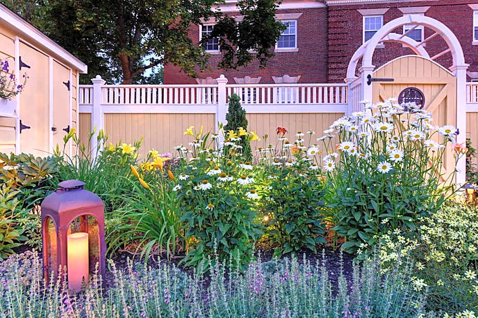 Inn by the Bandstand a Boutique Hotel