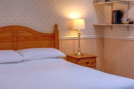 Double Studio with Kitchenette