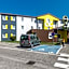 B&B HOTEL Marseille Estaque