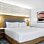 DoubleTree by Hilton New York JFK Airport