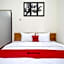 RedDoorz near Rita Supermall Purwokerto 2