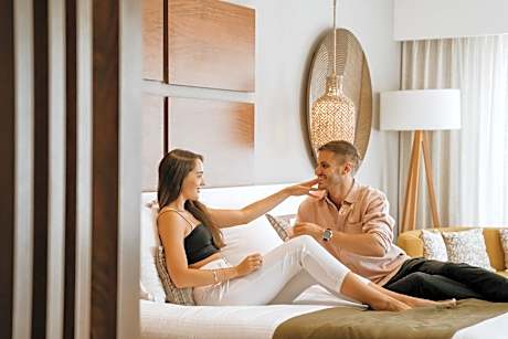 Deluxe Junior Suite, Work & Play