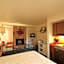 Monterey Fireside Lodge