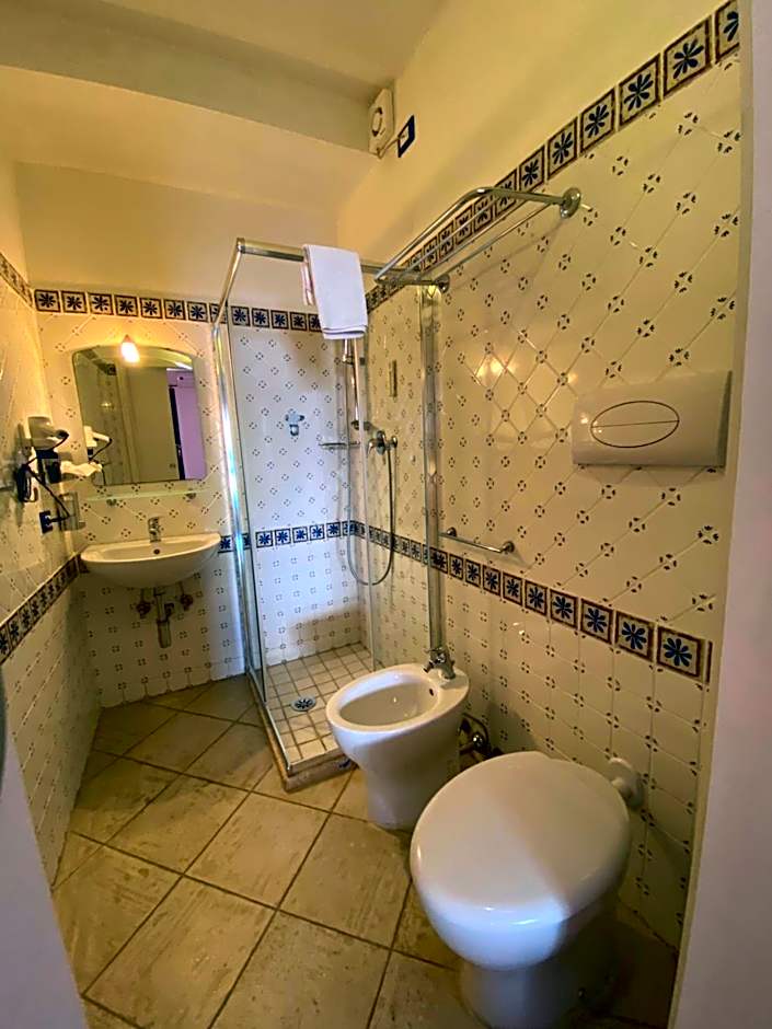 Petite Maison - Petits Appartements