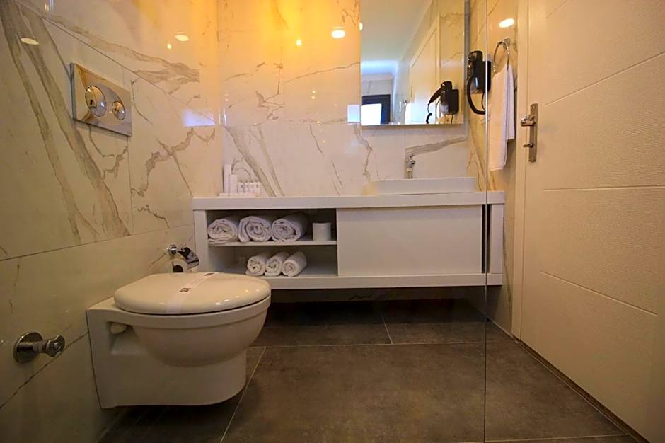 Z Exclusive Hotel and Villas