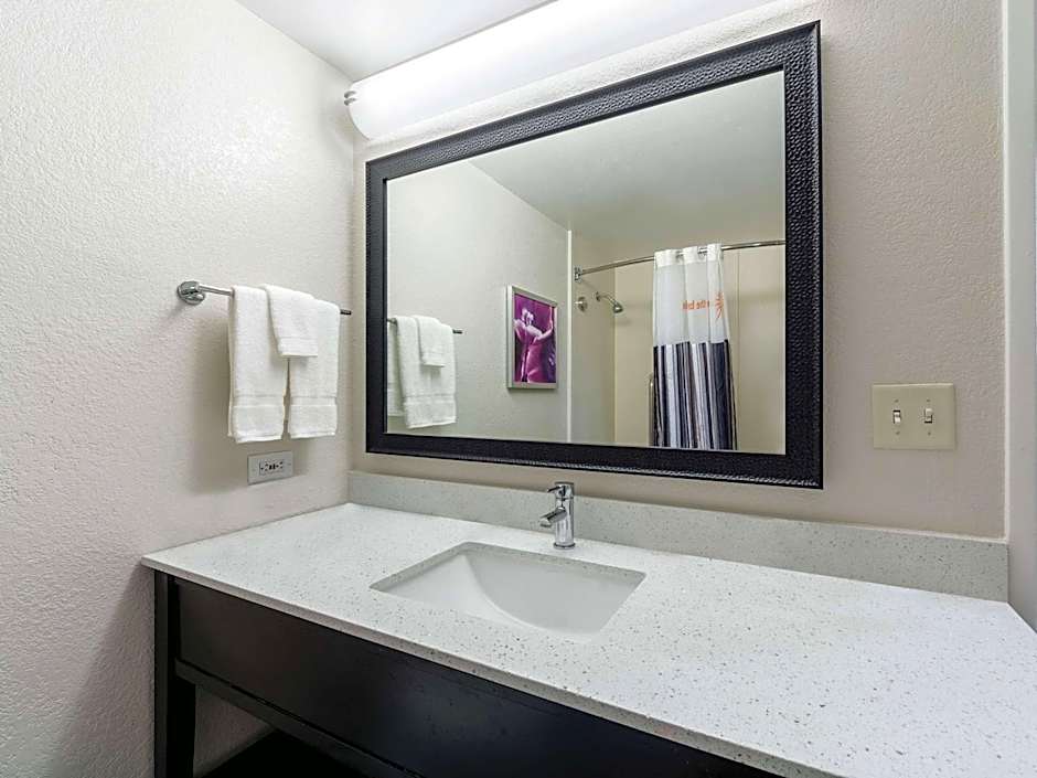 La Quinta Inn & Suites by Wyndham San Antonio Downtown