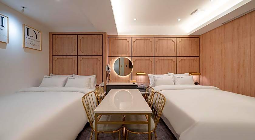 Suwon Station Hotel Insta