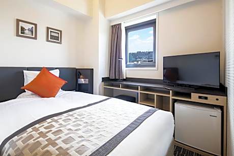 Standard Single Room - Non-Smoking