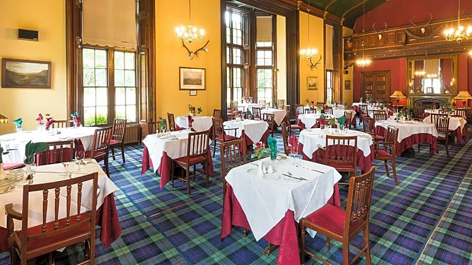 Atholl Arms Hotel