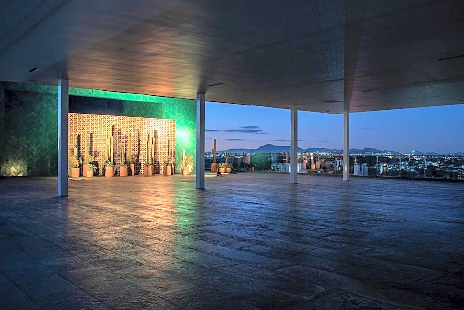 Voco Guadalajara Neruda By IHG