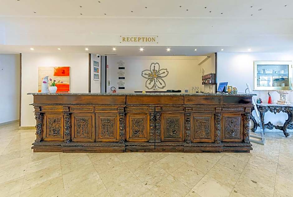 Hotel Sakura, Sure Hotel Collection by Best Western