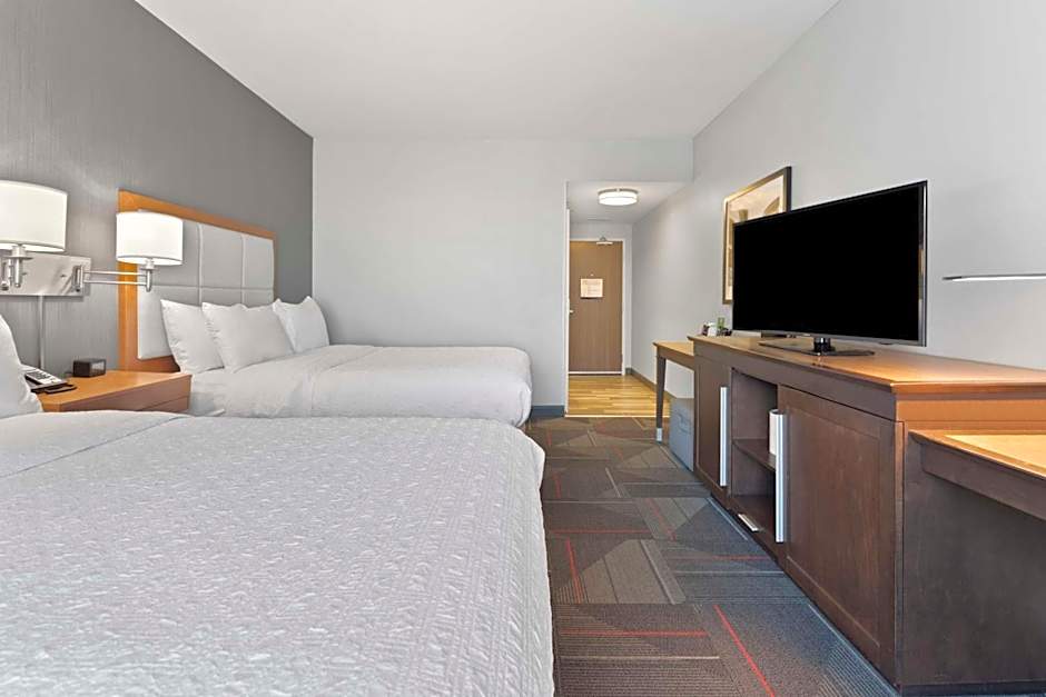 Hampton Inn And Suites By Hilton Columbus Scioto Downs, Oh