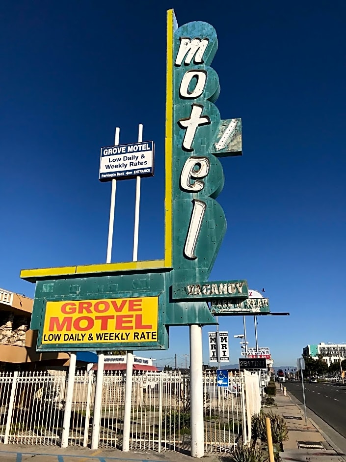Grove Motel