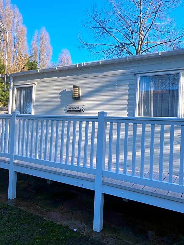 Kellys Holiday Homes 24 Willerby 2 bedrooms caravan