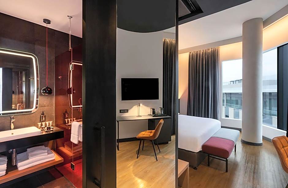 Radisson RED Hotel, Johannesburg Rosebank