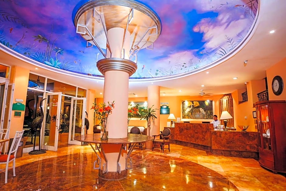 Best Western Posada Freeman