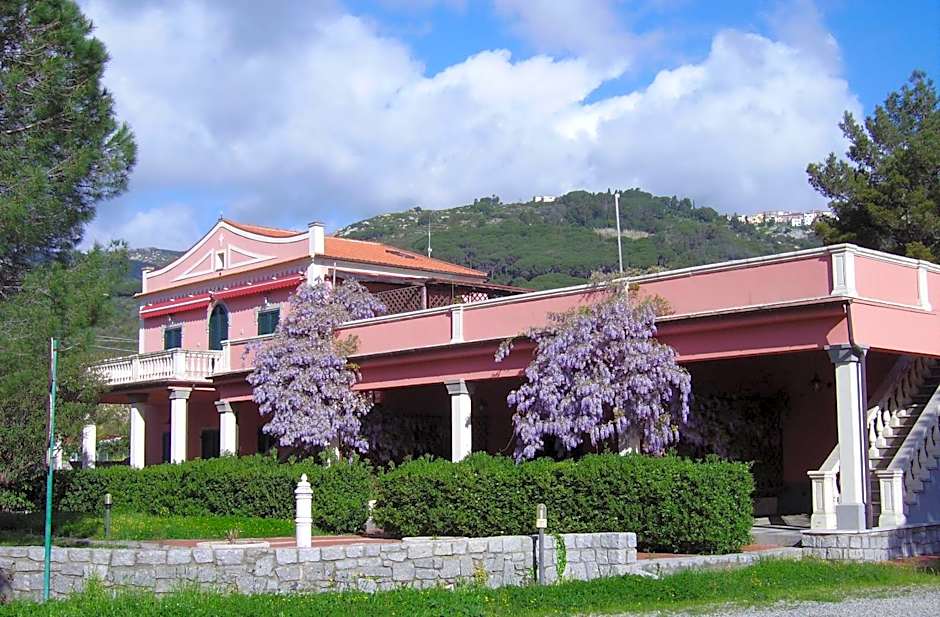 Pozzo al Moro Village