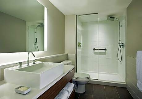 Studio, 2 Queen Beds