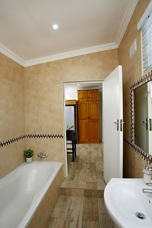 Ocean Hideaway Bed and Breakfast