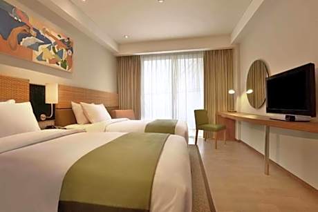 Deluxe Twin Room with Balcony