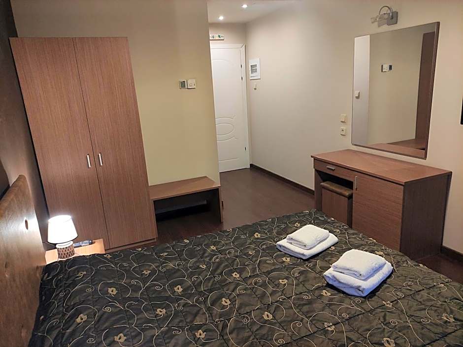 Paraliako lake katerina Studios & Rooms - Biker Friendly Hotel