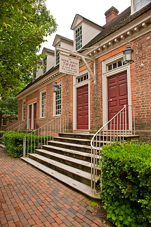 Colonial Houses, an official Colonial Williamsburg Hotel