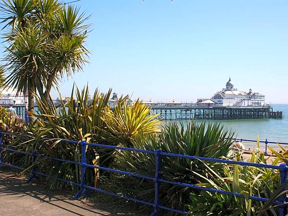 Cromwell House – Eastbourne