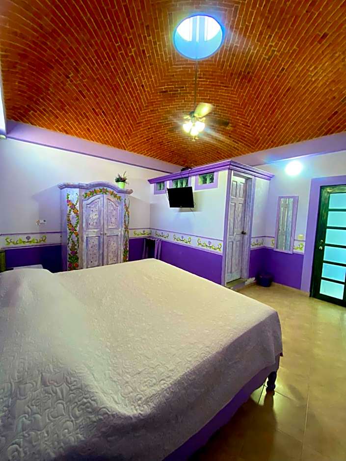 Casa Morada
