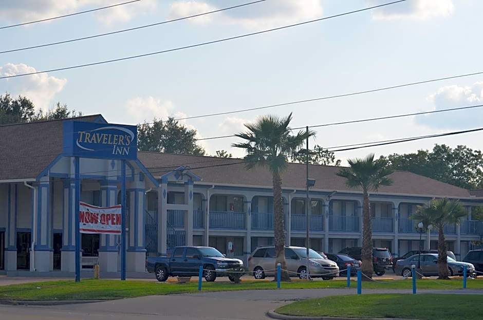 Travelers Inn