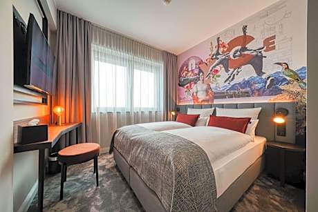 Standard Accessible Room, 1 Double Bed