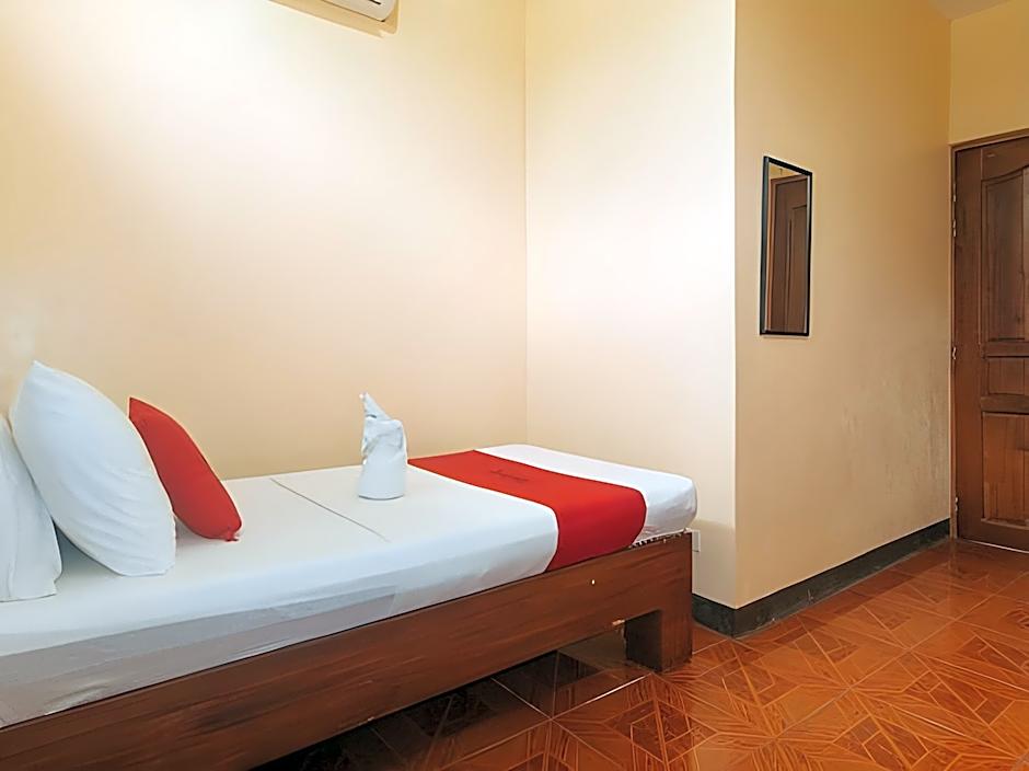 RedDoorz @ Casa Buena Dormitel Davao City