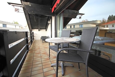 Apartment with Balcony (4 Adults)