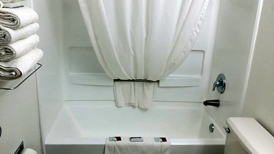 Americas Choice Inn And Suites